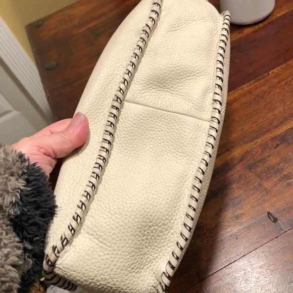 Woman’s Michael Kors Whipped Chelsea Cream handbag - Picture 16 of 16